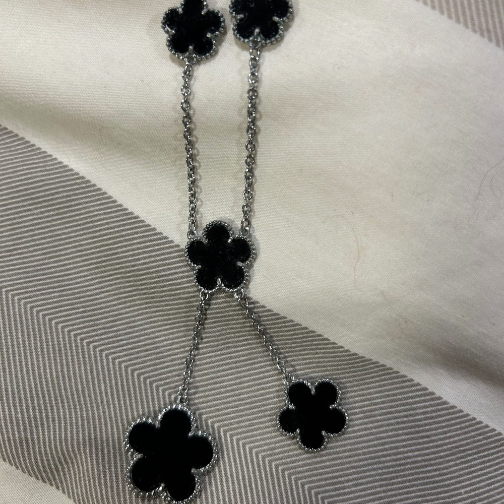 Collier style Van Cleef.